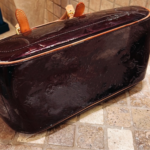 Louis Vuitton Vintage patent leather monogram handbag - Picture 9 of 11